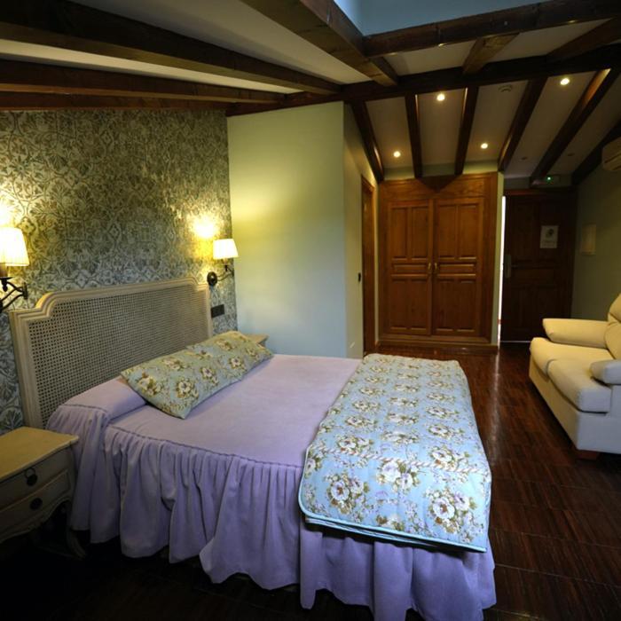 Hotel Rural Y Restaurante, Rinconcito De Gredos Cuevas Del Valle Екстер'єр фото
